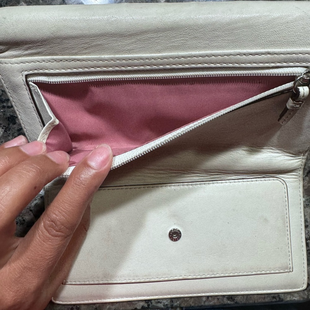Coach wallet - Picture 4 of 6